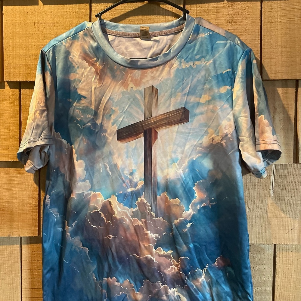 Heavenly Blue Cross Graphic Men's Tee
